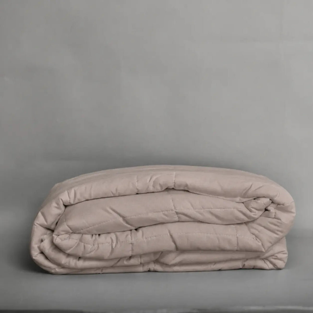 Heavy calming blanket by Sleep Israel, 100% cotton, 9kg, for bed and a half, helps with ADHD, anxiety, and sleep issues.